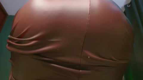 Snapshot of rosedelic chatting on 8, 10, 2025 rosedelic online show from 8, 10, 2025