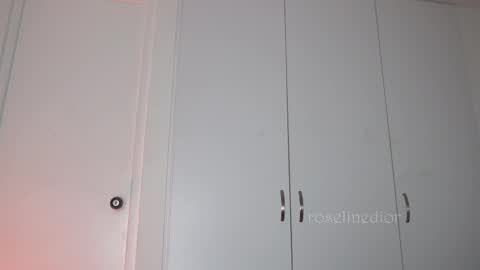 Lyla OF roselinedior online show from 13, 11, 2025