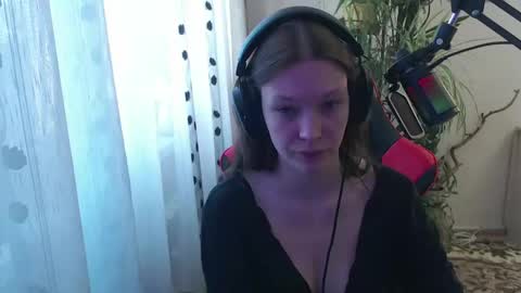 Snapshot of rosendalounsberry chatting on 29, 4, 2026 Lina online show from 29, 4, 2026