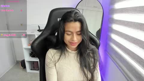 Snapshot of roseparis chatting on 25, 10, 2025 Nat online show from 25, 10, 2025