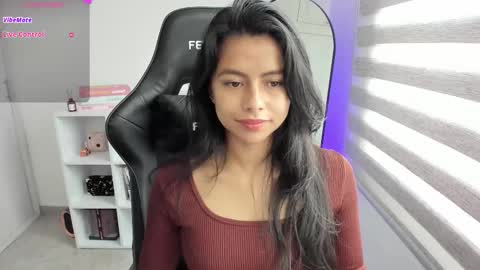 Snapshot of roseparis chatting on 6, 11, 2025 Nat online show from 6, 11, 2025