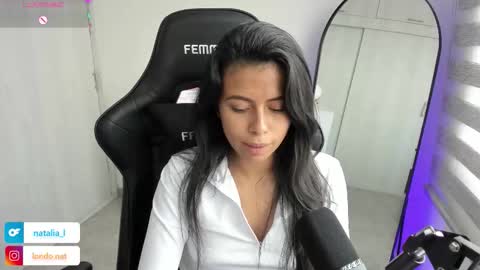 Snapshot of roseparis chatting on 5, 1, 2026 Nat online show from 5, 1, 2026