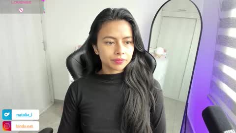 Snapshot of roseparis chatting on 14, 1, 2026 Nat online show from 14, 1, 2026