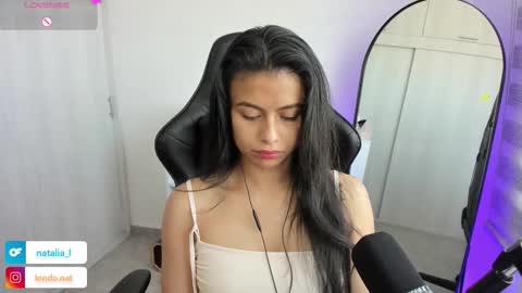 Snapshot of roseparis chatting on 4, 2, 2026 Nat online show from 4, 2, 2026