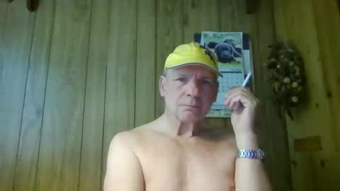 roses2u1958 online show from 25, 4, 2026