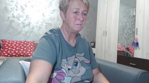 Snapshot of roses_and_lillies chatting on 12, 12, 2024 Lovepinklilly online show from 12, 12, 2024