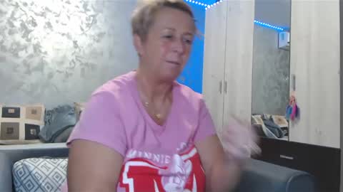 Snapshot of roses_and_lillies chatting on 21, 12, 2024 Lovepinklilly online show from 21, 12, 2024