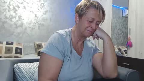 Snapshot of roses_and_lillies chatting on 23, 12, 2024 Lovepinklilly online show from 23, 12, 2024