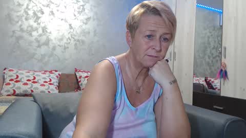 Snapshot of roses_and_lillies chatting on 25, 1, 2025 Lovepinklilly online show from 25, 1, 2025