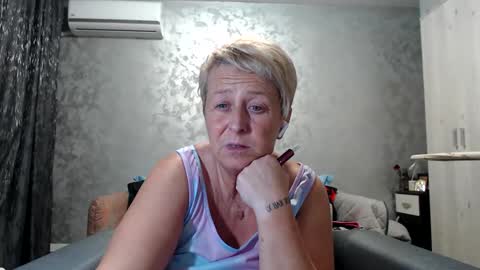 Snapshot of roses_and_lillies chatting on 12, 3, 2025 Lovepinklilly online show from 12, 3, 2025