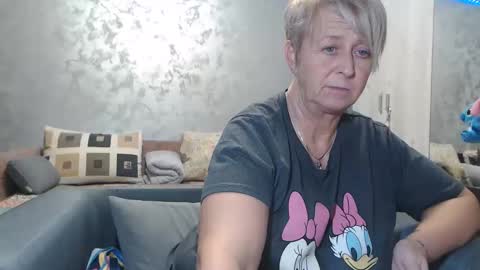 Lovepinklilly online show from 17, 2, 2026