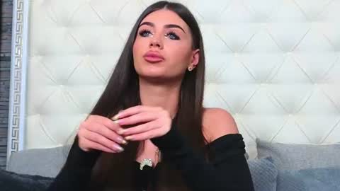 Gabriela online show from 11, 6, 2026
