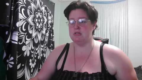 Snapshot of rosey231357695 chatting on 9, 10, 2025 Rosey online show from 9, 10, 2025