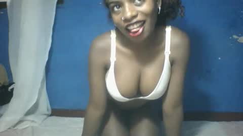 Roseyaa online show from 20, 10, 2025