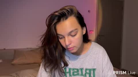 Snapshot of roshelle_xxx chatting on 20, 12, 2025 Roshelle online show from 20, 12, 2025