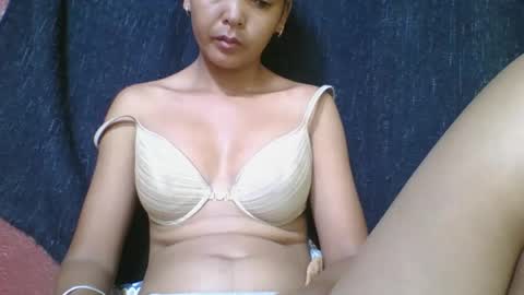 Snapshot of rosia685234 chatting on 4, 2, 2026 rosia685234 online show from 4, 2, 2026