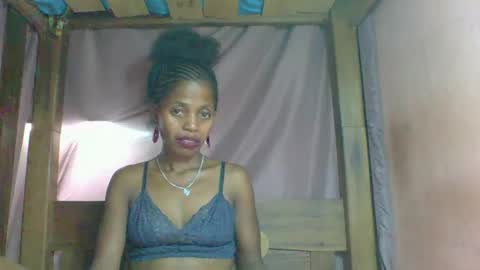 Snapshot of rosiahot1 chatting on 7, 3, 2025 rosia online show from 7, 3, 2025