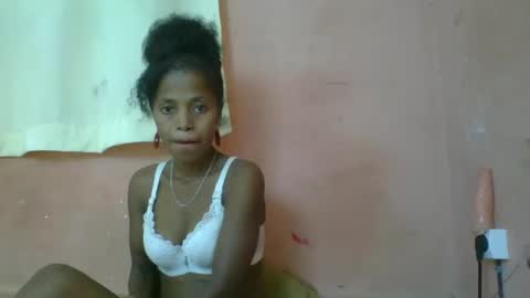 Snapshot of rosiahot1 chatting on 9, 3, 2025 rosia online show from 9, 3, 2025