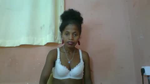 Snapshot of rosiahot1 chatting on 9, 3, 2025 rosia online show from 9, 3, 2025