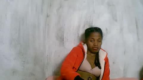 Snapshot of rosiahot1 chatting on 11, 9, 2025 rosia online show from 11, 9, 2025