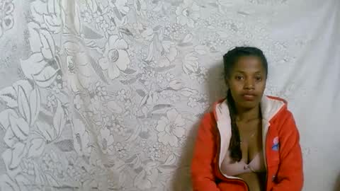 Snapshot of rosiahot1 chatting on 21, 9, 2025 rosia online show from 21, 9, 2025