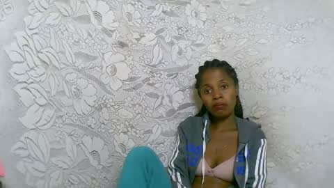 Snapshot of rosiahot1 chatting on 5, 10, 2025 rosia online show from 5, 10, 2025
