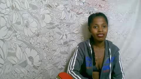 Snapshot of rosiahot1 chatting on 15, 10, 2025 rosia online show from 15, 10, 2025