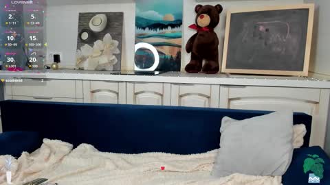 Snapshot of rosie_roberts chatting on 22, 3, 2026 Rose online show from 22, 3, 2026