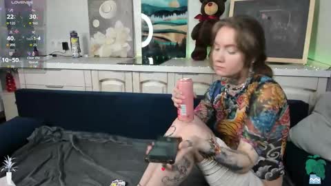 Snapshot of rosie_roberts chatting on 25, 3, 2026 Rose online show from 25, 3, 2026