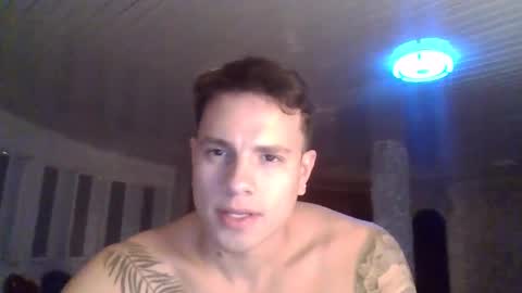 Snapshot of ross2324 chatting on 25, 9, 2025 ross2324 online show from 25, 9, 2025