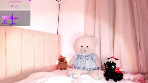 ross_meow online show from 4, 5, 2026