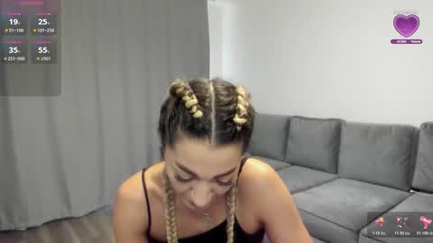 Snapshot of rossana_doll chatting on 1, 2, 2026 Rossa online show from 1, 2, 2026