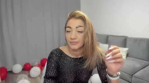 Snapshot of rossana_doll chatting on 16, 2, 2026 Rossa online show from 16, 2, 2026