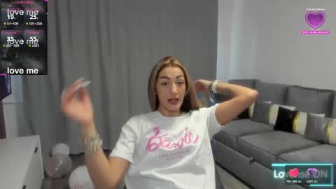 Snapshot of rossana_doll chatting on 18, 2, 2026 Rossa online show from 18, 2, 2026