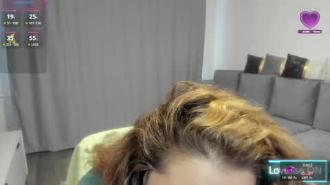 Snapshot of rossana_doll chatting on 25, 2, 2026 Rossa online show from 25, 2, 2026