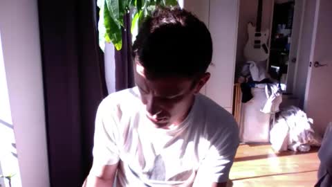 Snapshot of rosscollab chatting on 15, 11, 2025 RossCollab online show from 15, 11, 2025