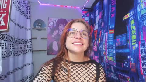 Snapshot of rosse_25 chatting on 6, 1, 2025 Would you like to help me with supplementation and sports suits so I can compete in powerlifting  online show from 6, 1, 2025