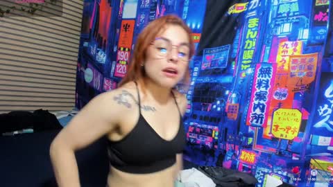 Snapshot of rosse_25 chatting on 7, 2, 2025 Would you like to help me with supplementation and sports suits so I can compete in powerlifting  online show from 7, 2, 2025