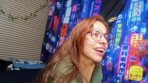 Snapshot of rosse_25 chatting on 8, 2, 2025 Would you like to help me with supplementation and sports suits so I can compete in powerlifting  online show from 8, 2, 2025
