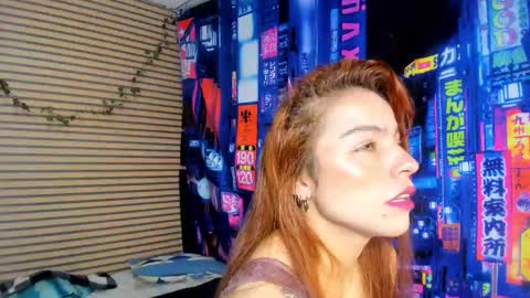 Snapshot of rosse_25 chatting on 24, 2, 2025 Would you like to help me with supplementation and sports suits so I can compete in powerlifting  online show from 24, 2, 2025
