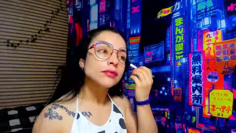 Snapshot of rosse_25 chatting on 11, 3, 2025 Would you like to help me with supplementation and sports suits so I can compete in powerlifting  online show from 11, 3, 2025