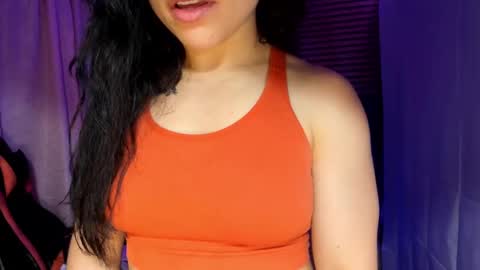 Snapshot of rosse_25 chatting on 23, 9, 2025 Would you like to help me with supplementation and sports suits so I can compete in powerlifting  online show from 23, 9, 2025