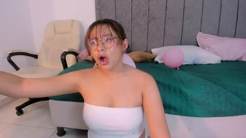 rosse_taylorx1 online show from 11, 4, 2026