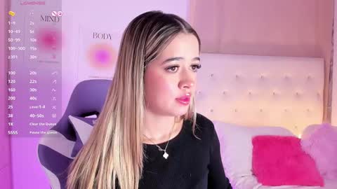 Snapshot of rossedaw_ chatting on 7, 1, 2025 Rosse Daw Independent model online show from 7, 1, 2025