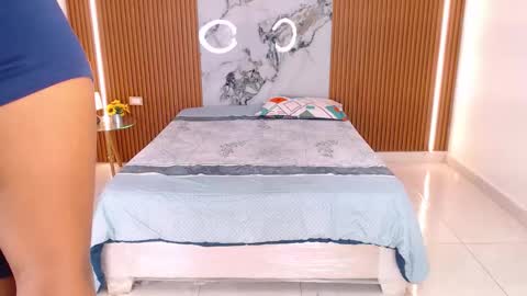 Rossi Hill online show from 21, 2, 2026