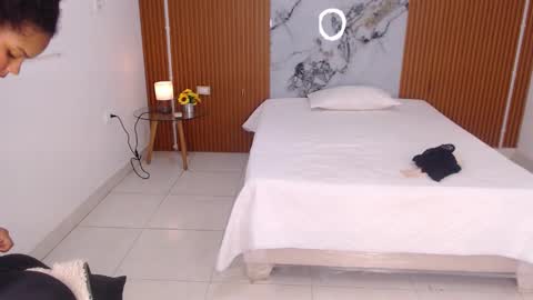 Rossi Hill online show from 24, 2, 2026