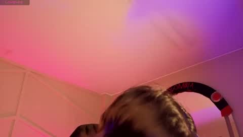 Snapshot of rossiie_hunt_ chatting on 18, 6, 2026 rossiie_hunt_ online show from 18, 6, 2026