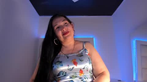 rossiteylor_js_ online show from 9, 5, 2026