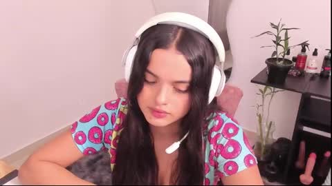 Snapshot of rossth11 chatting on 5, 12, 2024 Im Ross online show from 5, 12, 2024
