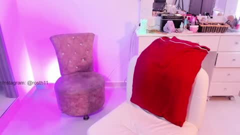 Snapshot of rossth11 chatting on 12, 1, 2025 Im Ross online show from 12, 1, 2025